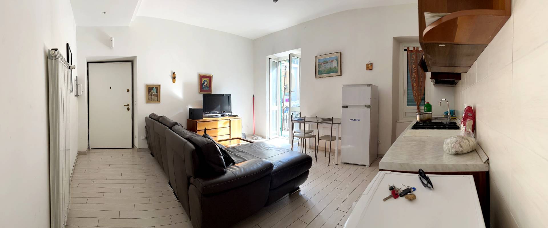 Immagine 1 di Appartamento in vendita  a Savona