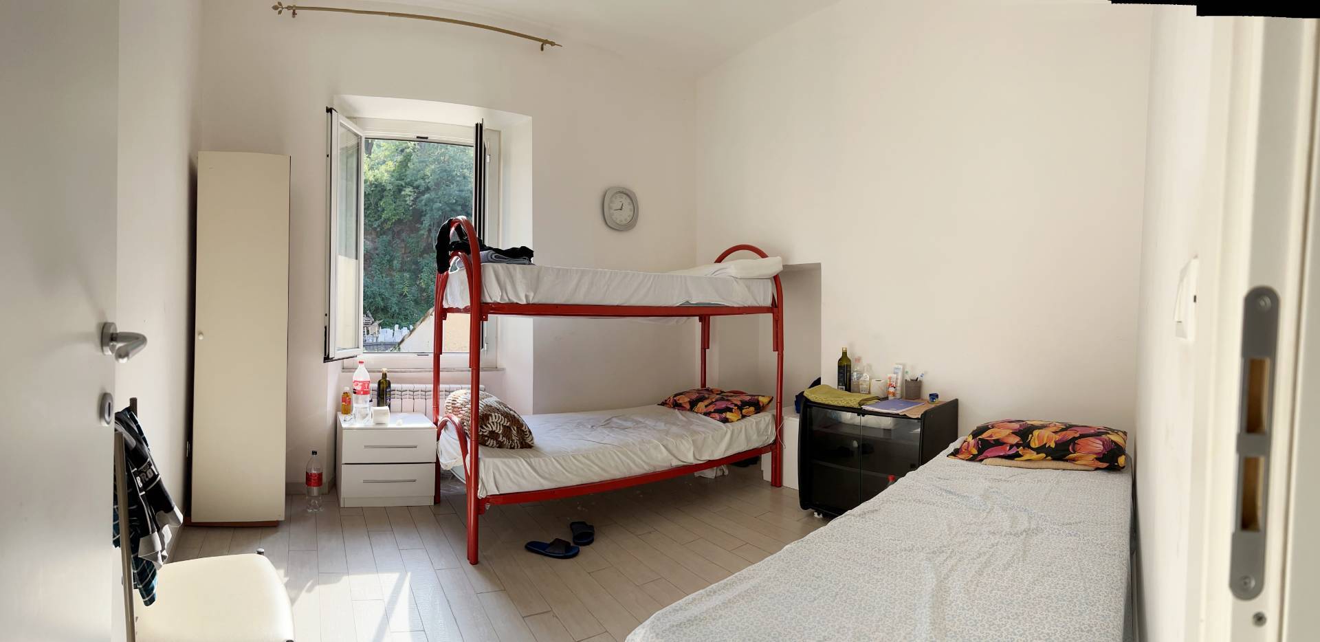 Immagine 11 di Appartamento in vendita  a Savona