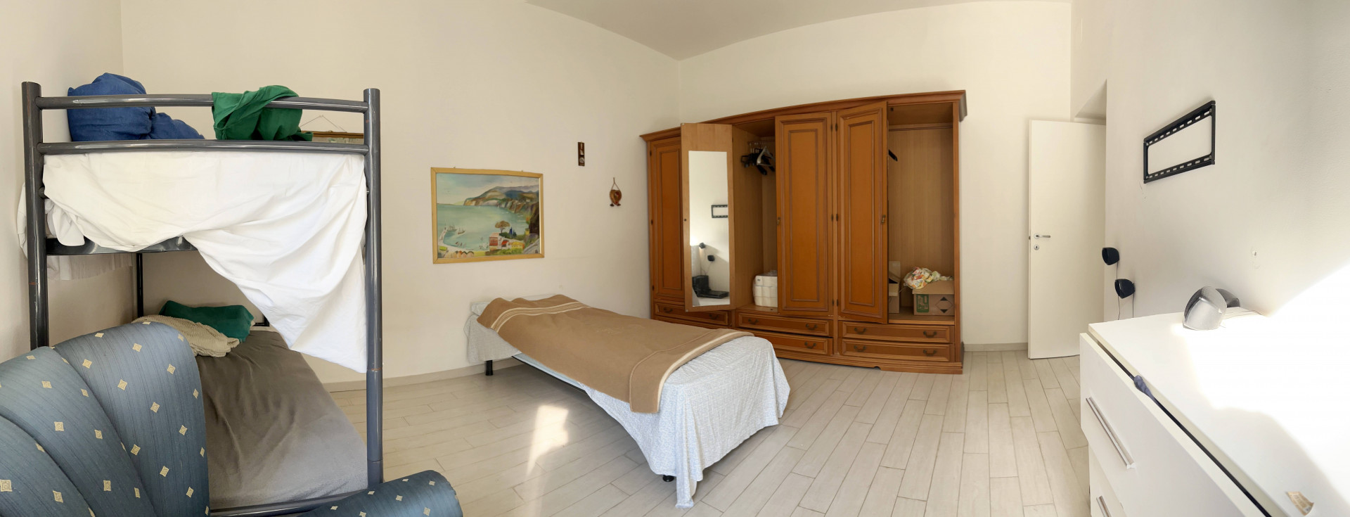 Immagine 15 di Appartamento in vendita  a Savona