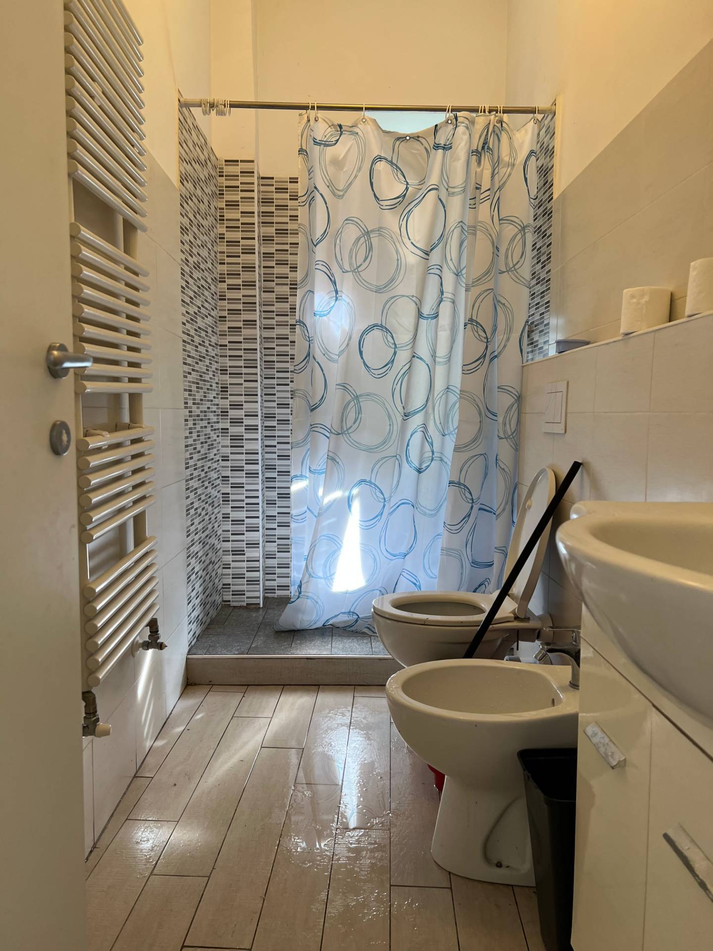 Immagine 16 di Appartamento in vendita  a Savona