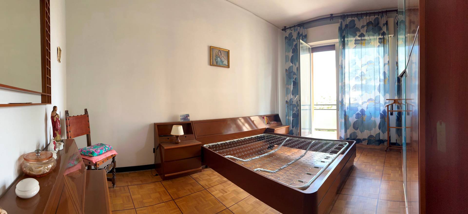 Immagine 12 di Appartamento in vendita  a Savona