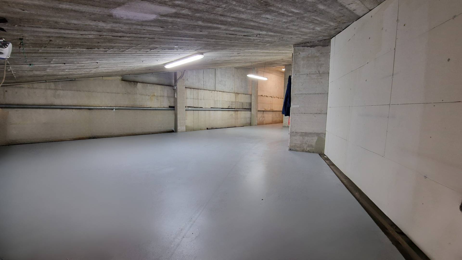 Immagine 8 di Locale commerciale in vendita  in via Sebastiano Caboto a Cattolica