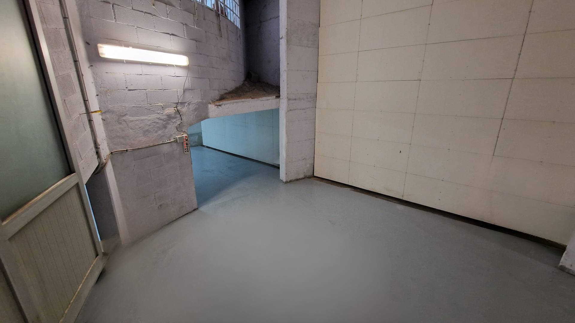 Immagine 7 di Locale commerciale in vendita  in via Sebastiano Caboto a Cattolica