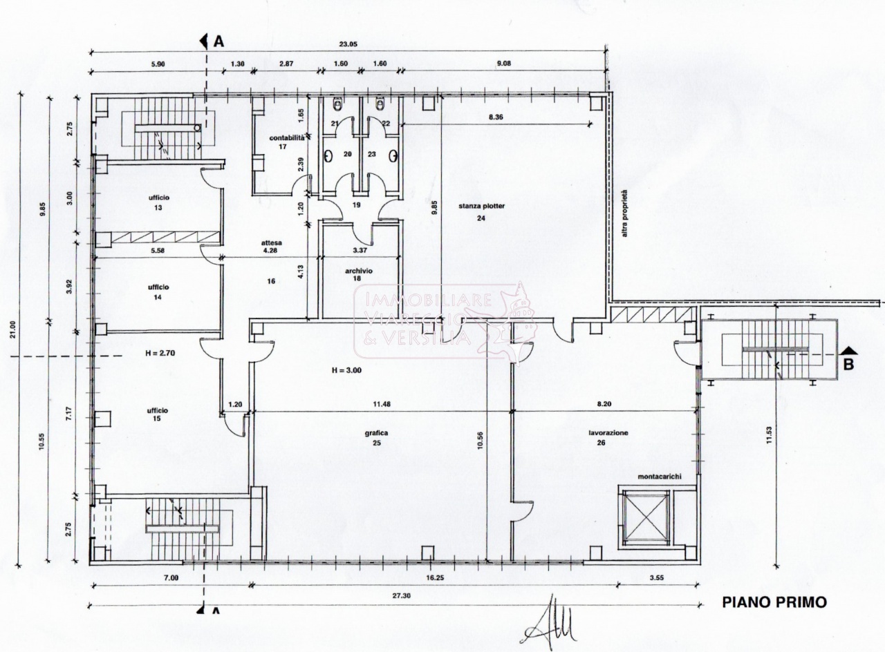Immagine 3 di Magazzino in vendita  in via dei Metalmeccanici 10 a Camaiore