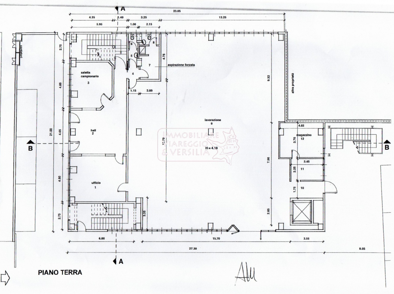 Immagine 4 di Magazzino in vendita  in via dei Metalmeccanici 10 a Camaiore