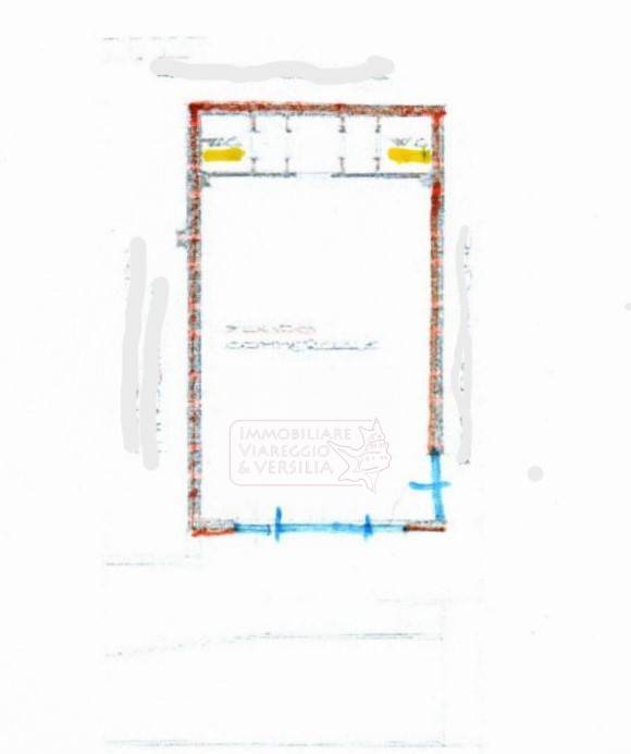 Immagine 12 di Negozio in vendita  in via aurelia Nord a Viareggio