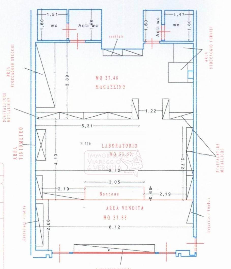 Immagine 8 di Locale commerciale in vendita  in via Aurelia nord 43 a Viareggio