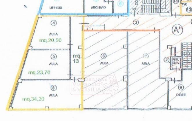Immagine 10 di Capannone industriale in affitto  in via Vespucci 250 a Viareggio