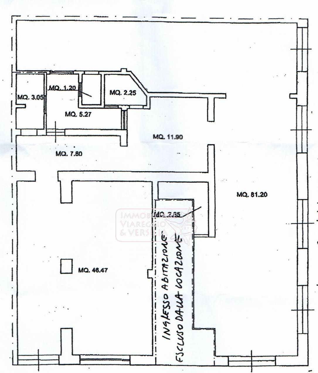 Immagine 15 di Capannone industriale in affitto  in via XX settembre 90 a Viareggio