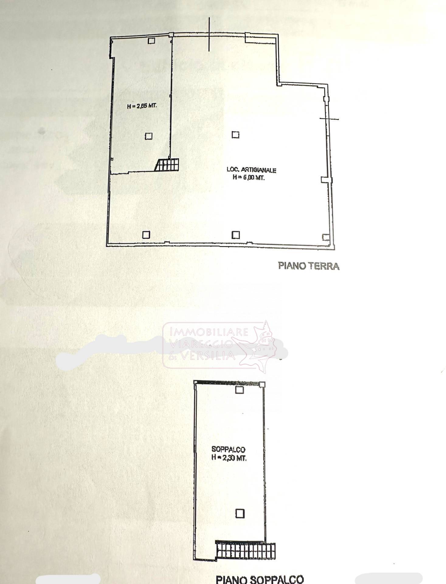 Immagine 6 di Magazzino in vendita  in via dei Calzolai 100 a Camaiore