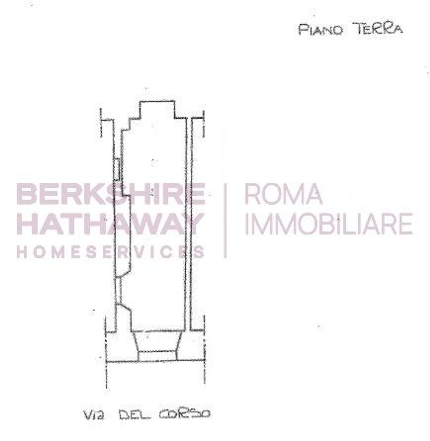 Immagine 14 di Locale commerciale in affitto  in del Corso 500 a Roma