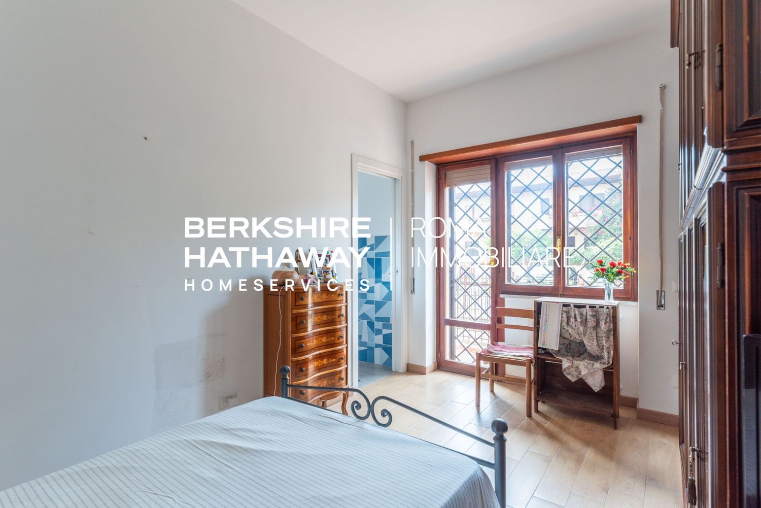 Immagine 18 di Appartamento in vendita  in Giovanni Franzoni a Roma