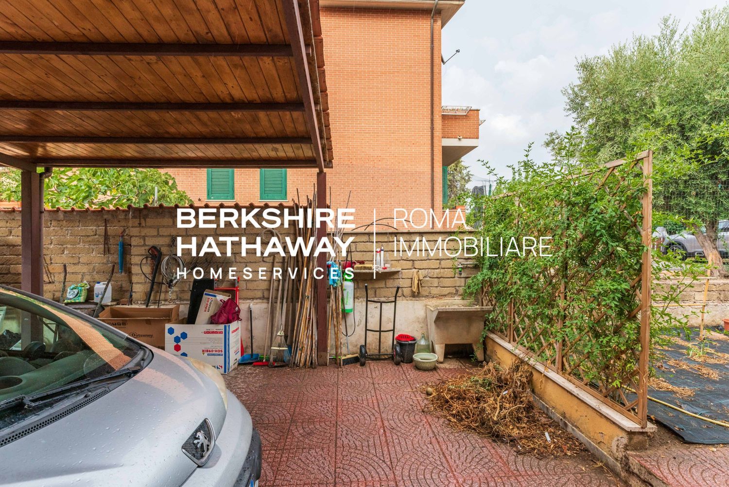 Immagine 22 di Appartamento in vendita  in Giovanni Franzoni a Roma