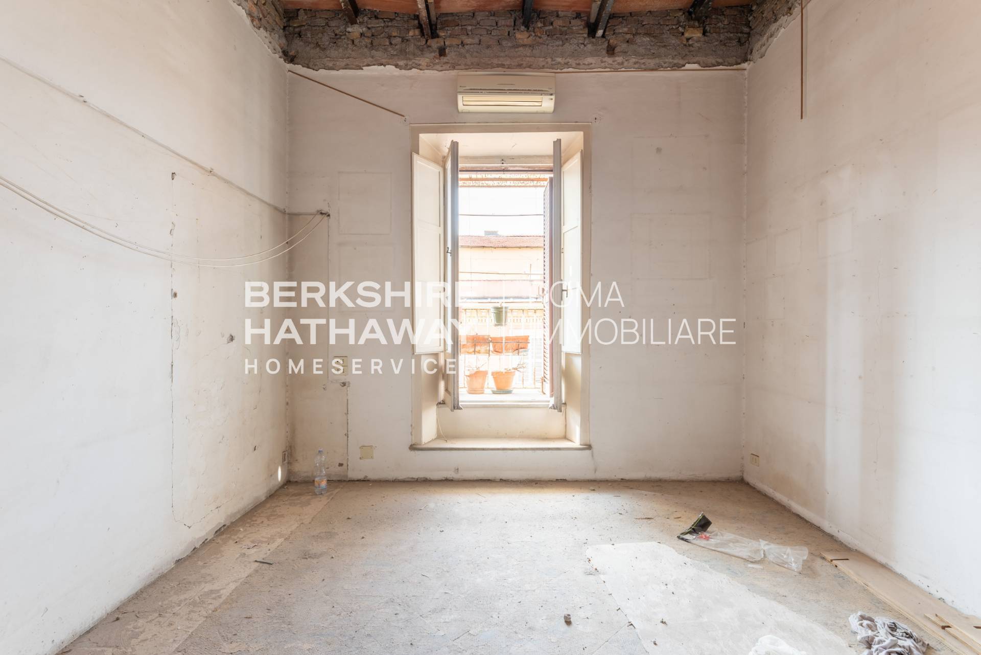 Immagine 10 di Appartamento in vendita  in Piazza Sallustio 1 a Roma