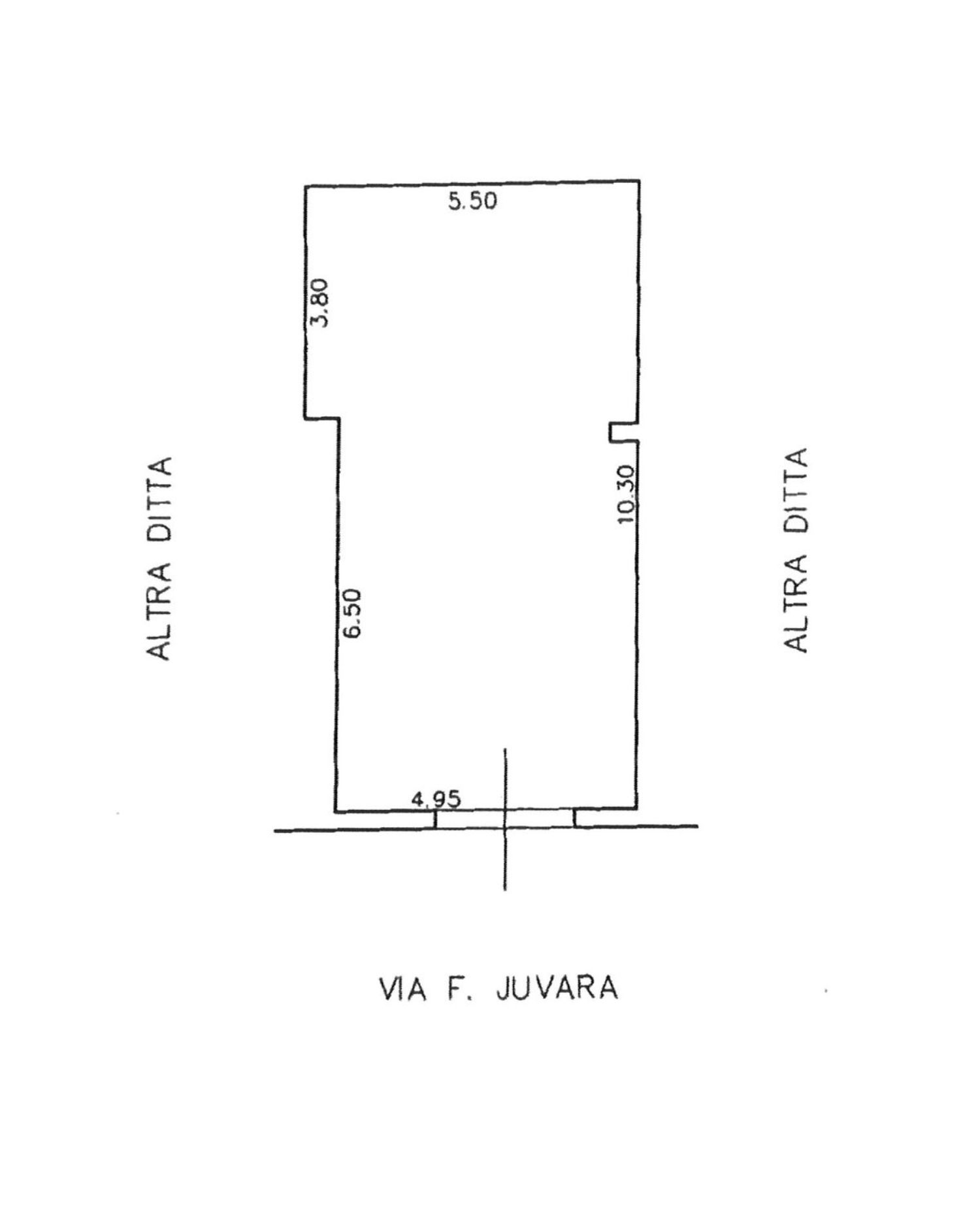 Immagine 6 di Box auto in vendita  in Via Filippo Juvara a Siracusa