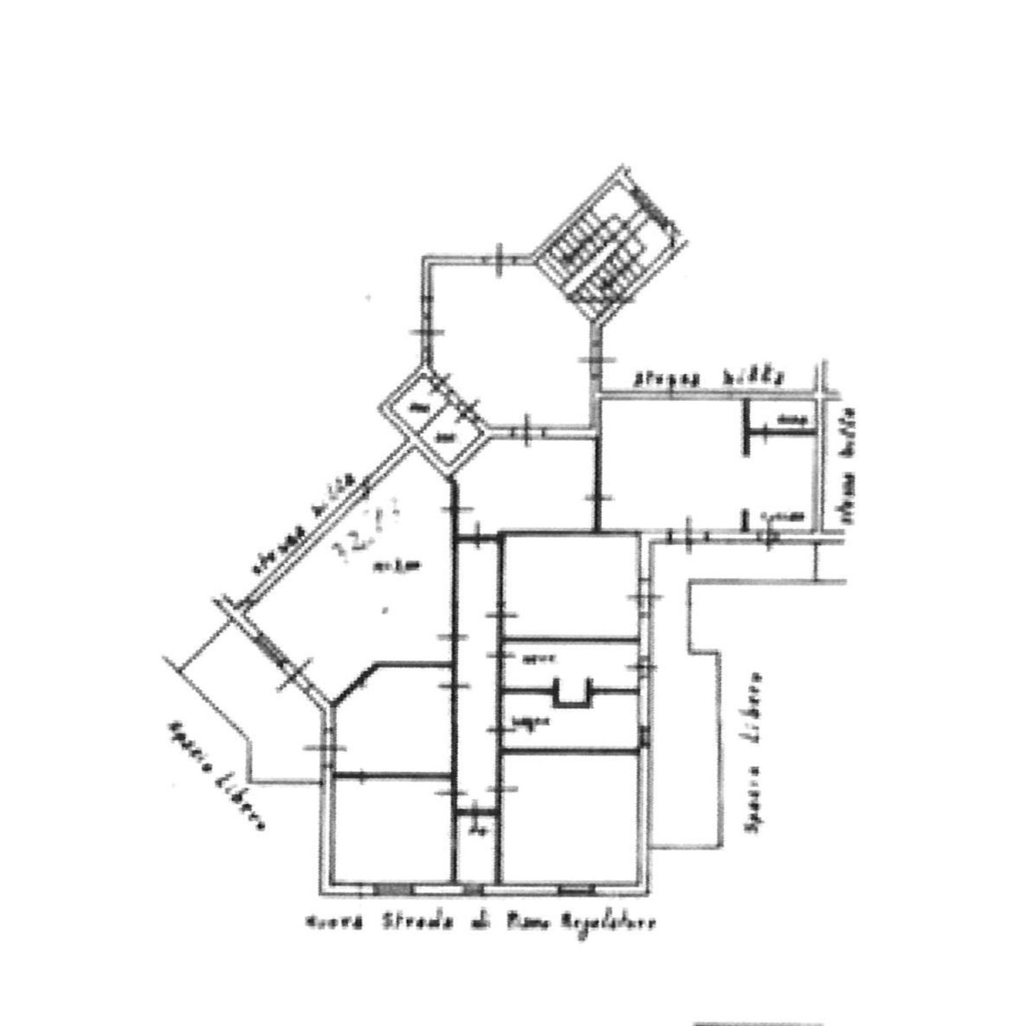 Immagine 15 di Appartamento in vendita  in Via Pitia a Siracusa