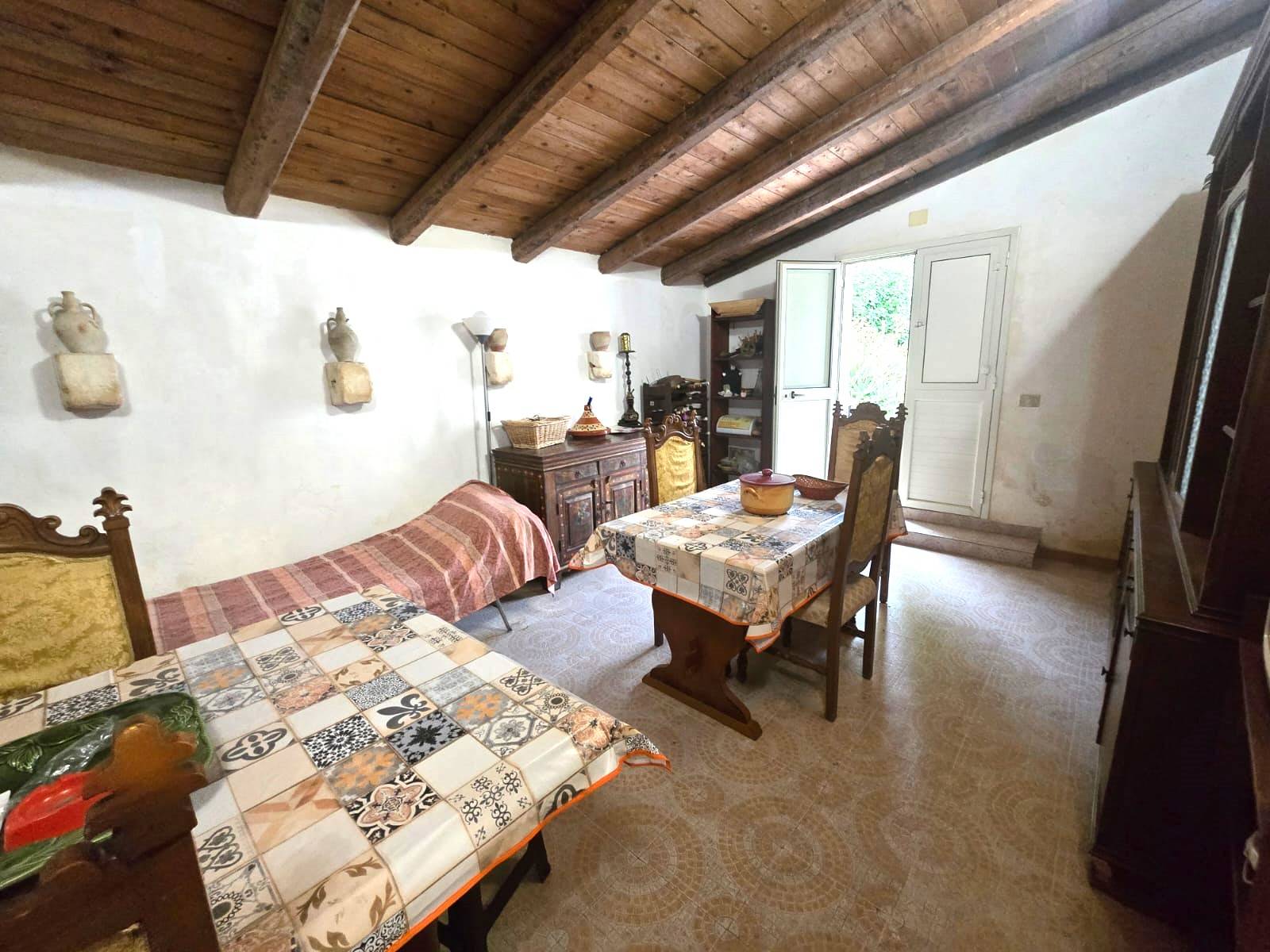 Immagine 12 di Villa in vendita  in Contrada Mezzo Gregorio a Noto