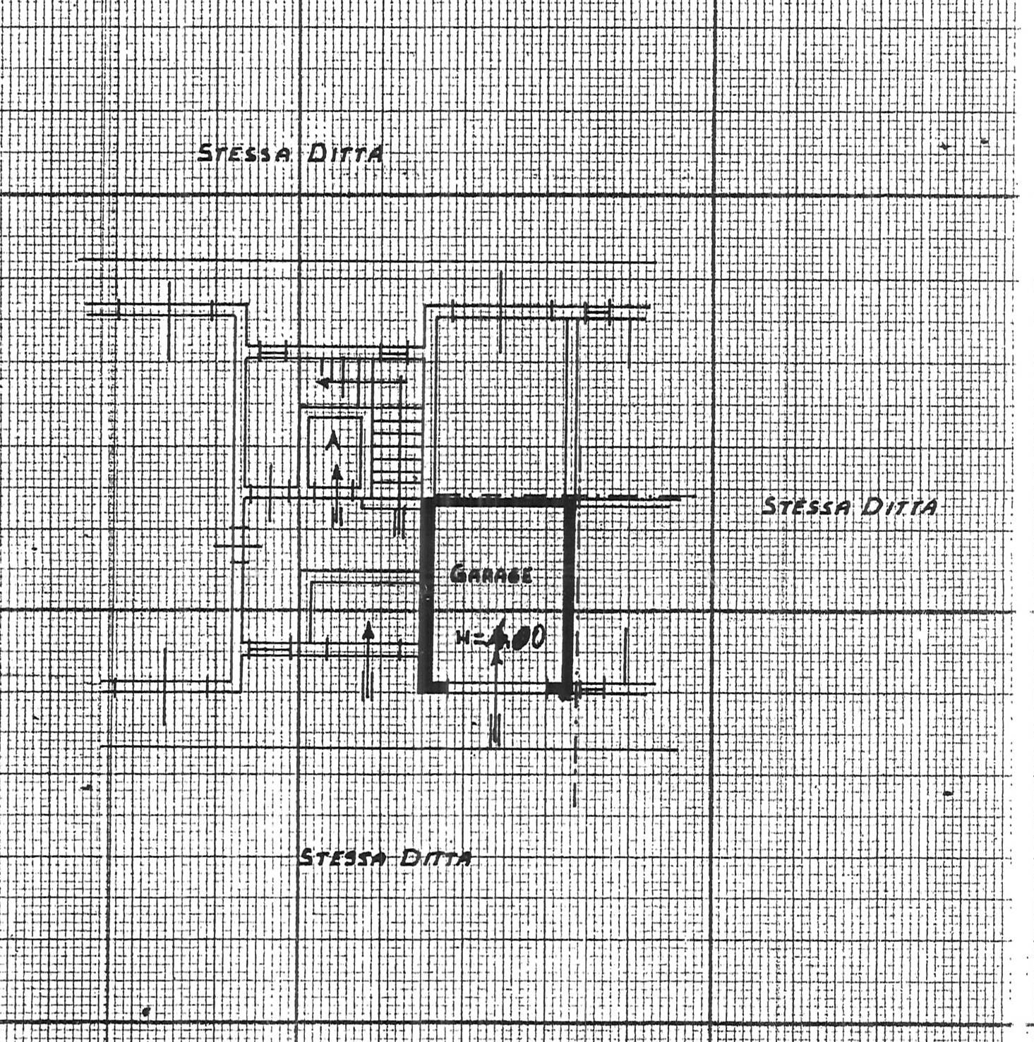 Immagine 21 di Locale commerciale in vendita  in Via Filisto a Siracusa