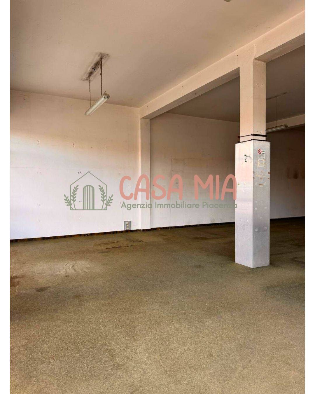 Immagine 9 di Negozio in vendita  in Via emilia est 78 a Agazzano