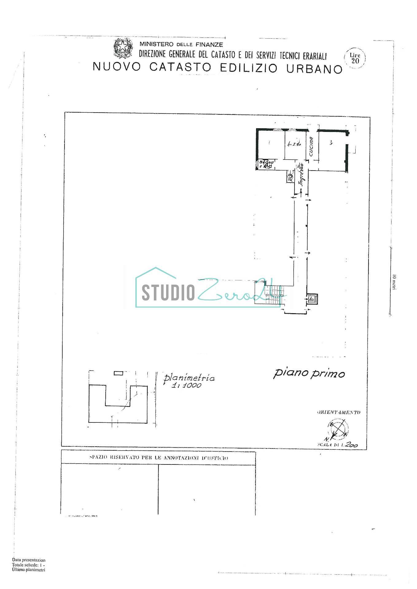 Immagine 29 di Appartamento in vendita  in via ugo foscolo 25 a Camaiore