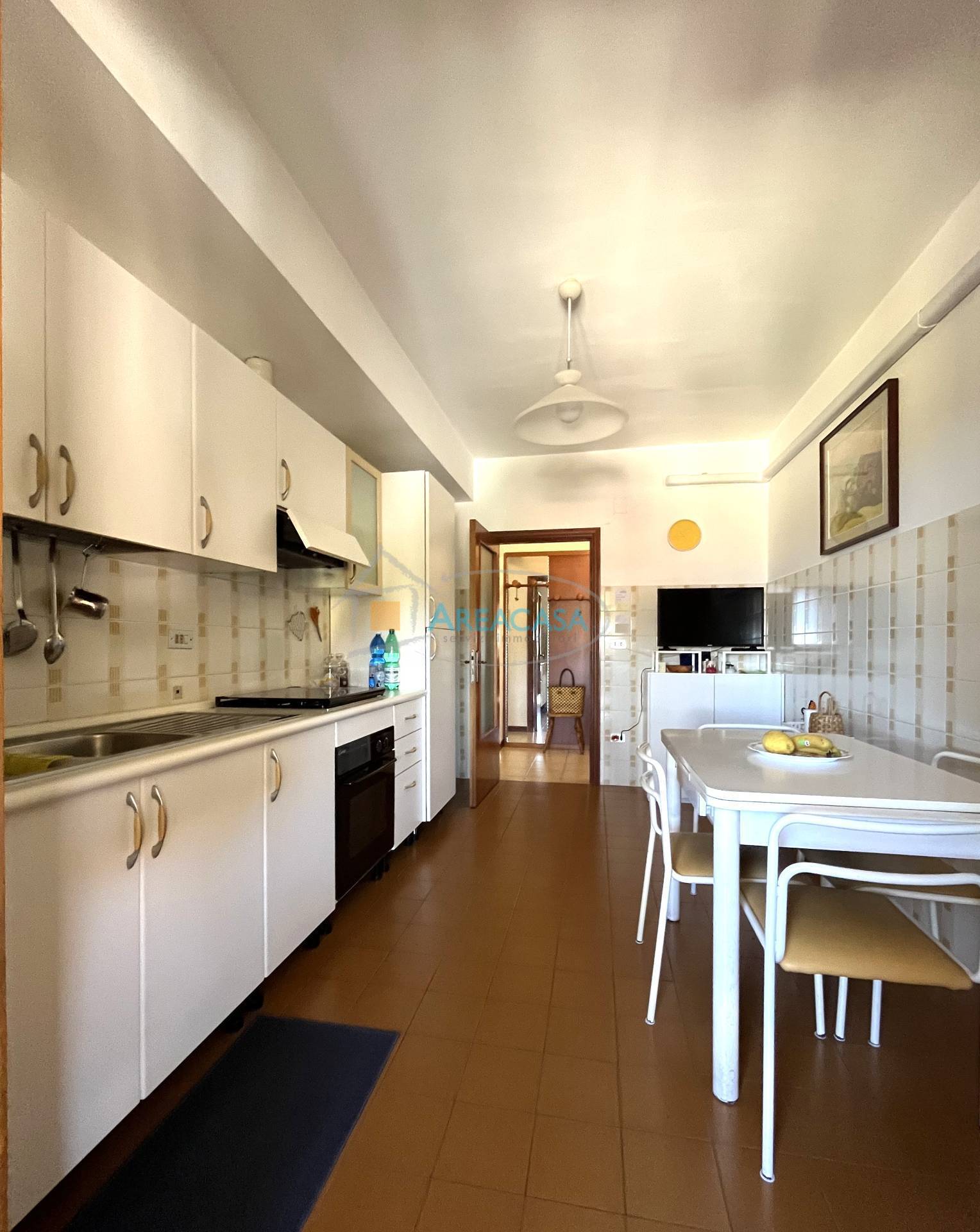 Immagine 18 di Appartamento in vendita  11 a Folignano