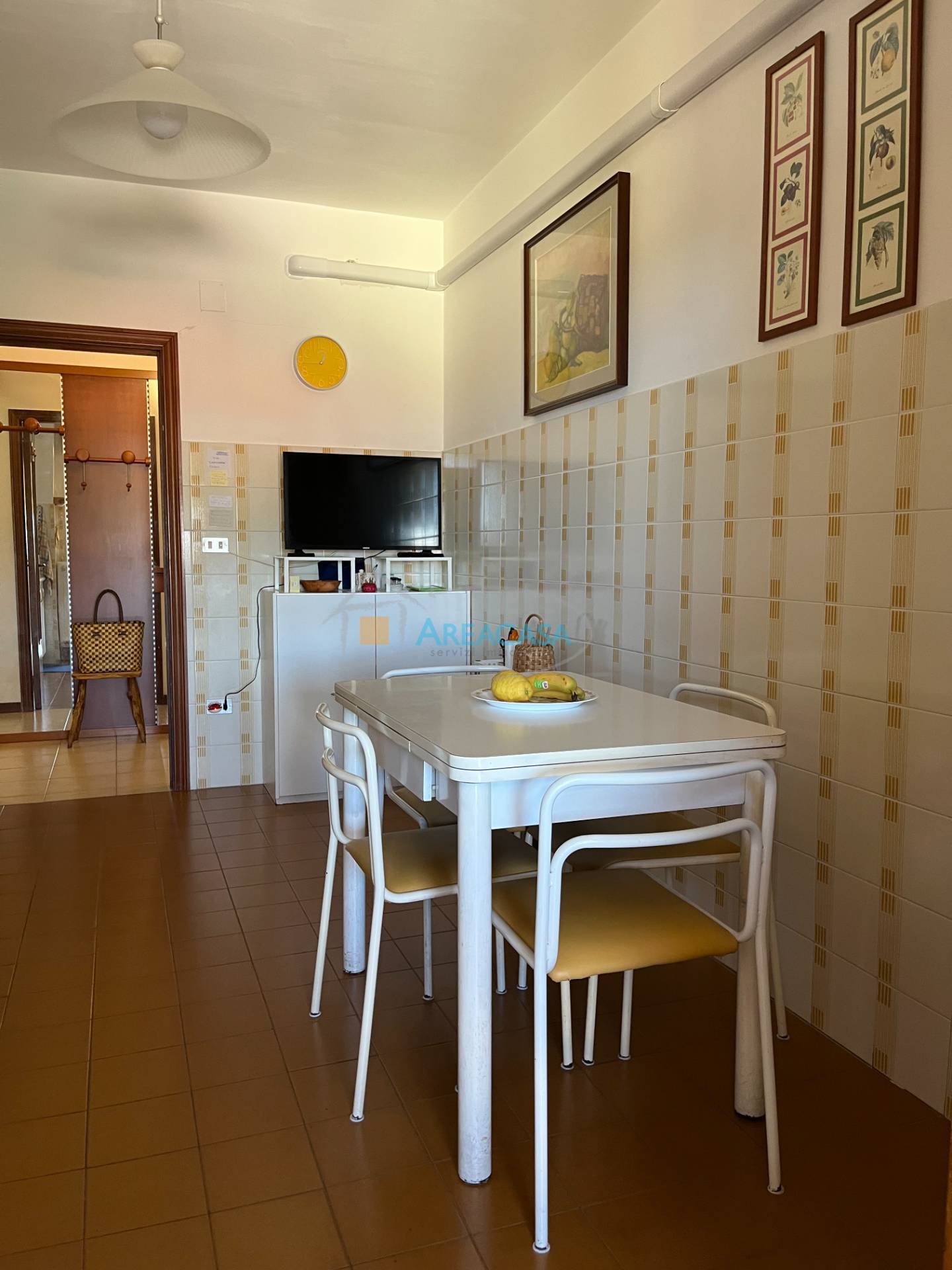 Immagine 20 di Appartamento in vendita  11 a Folignano