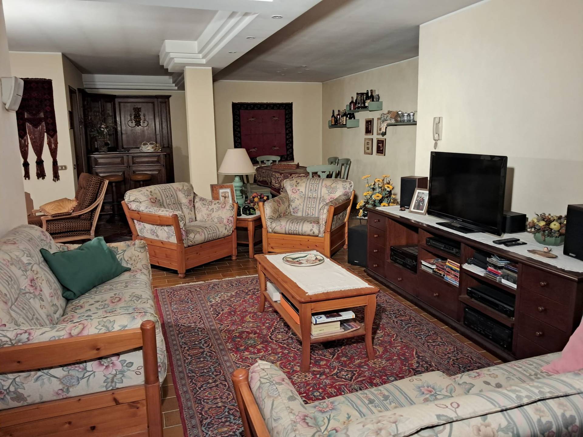 Immagine 38 di Villa in vendita  in via Croci 15 a Samarate