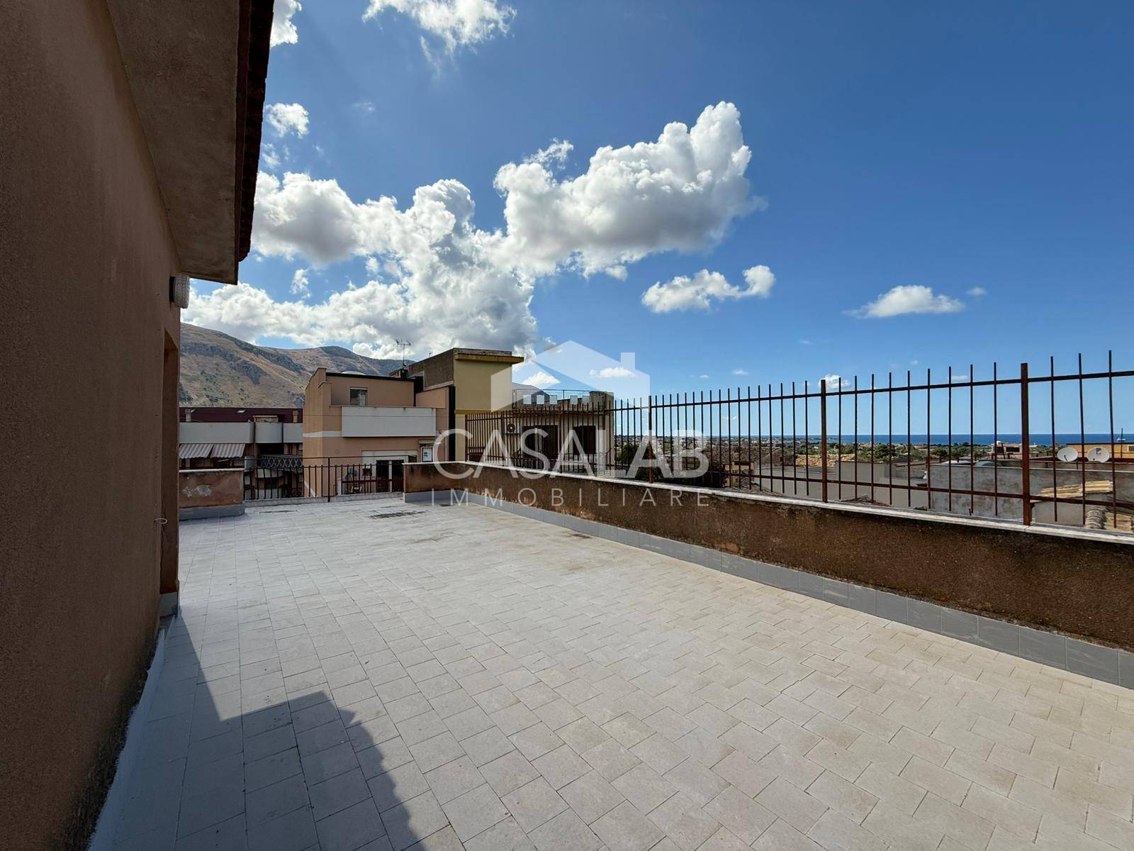 Immagine 14 di Appartamento in vendita  in Corso italia 227 a Carini