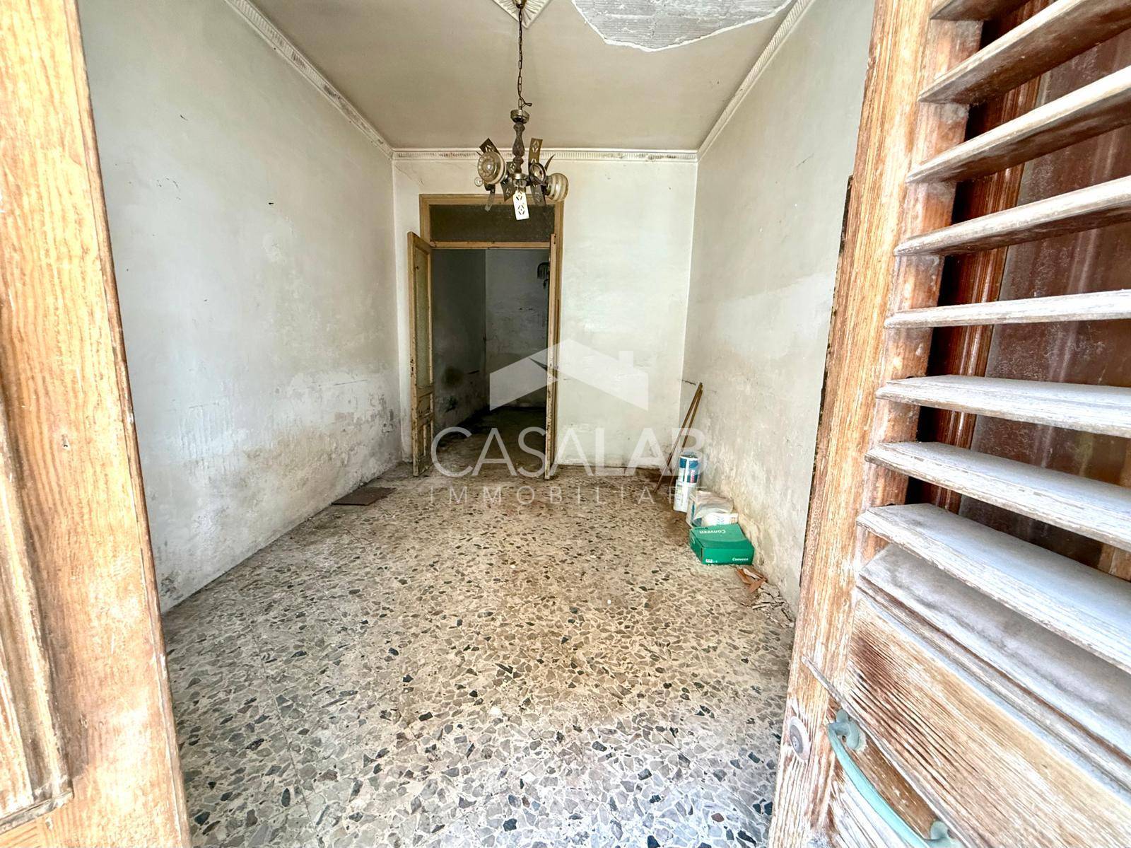 Immagine 3 di Appartamento in vendita  in via sant'antonino vecchio 7-9 a Carini