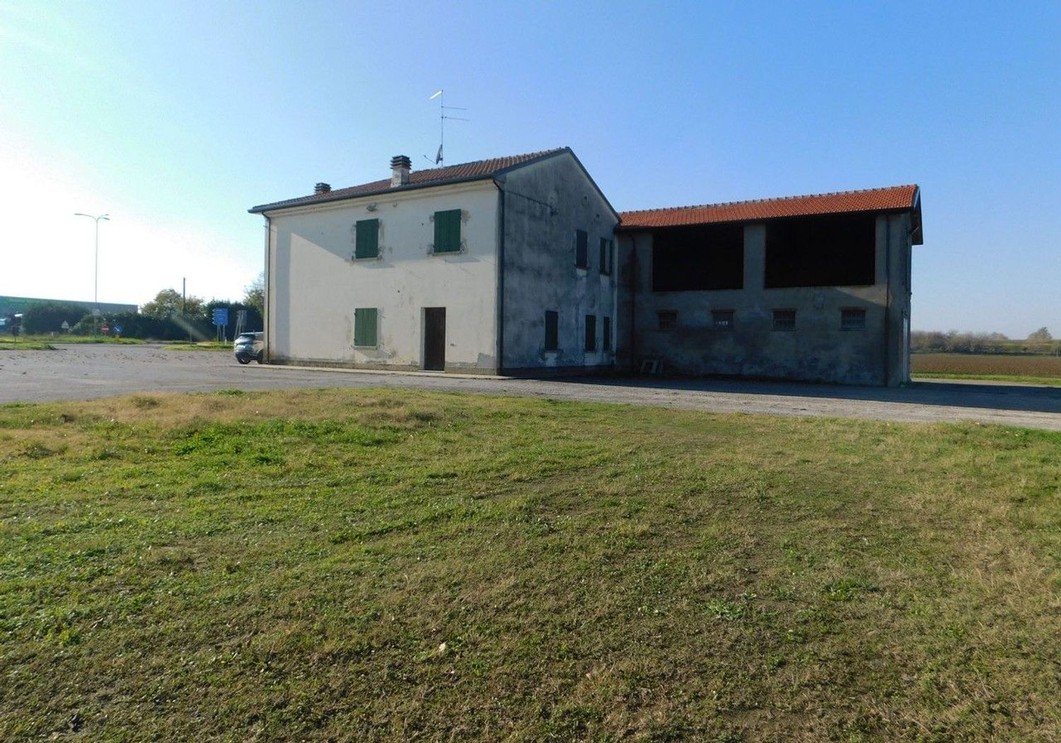 Immagine 4 di Rustico / casale in vendita  in Reale Voltana 222 a Alfonsine