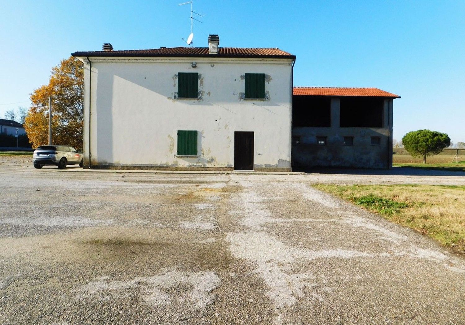 Immagine 5 di Rustico / casale in vendita  in Reale Voltana 222 a Alfonsine