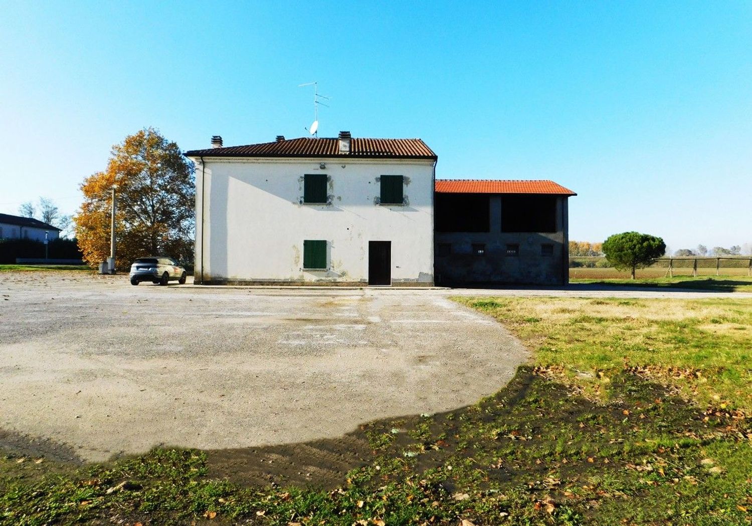 Immagine 8 di Rustico / casale in vendita  in Reale Voltana 222 a Alfonsine