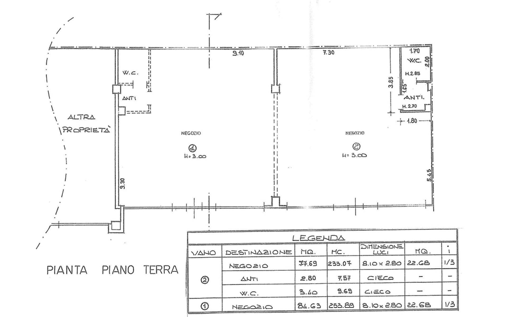 Immagine 2 di Locale commerciale in vendita  in Caduti per la Libertà a Cervia