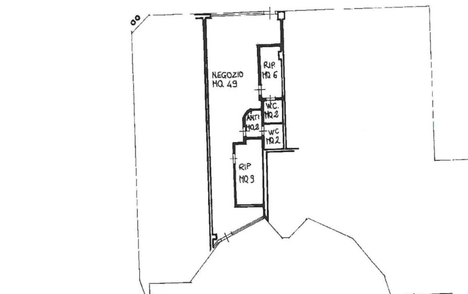 Immagine 2 di Locale commerciale in vendita  in Andrea Costa a Cervia