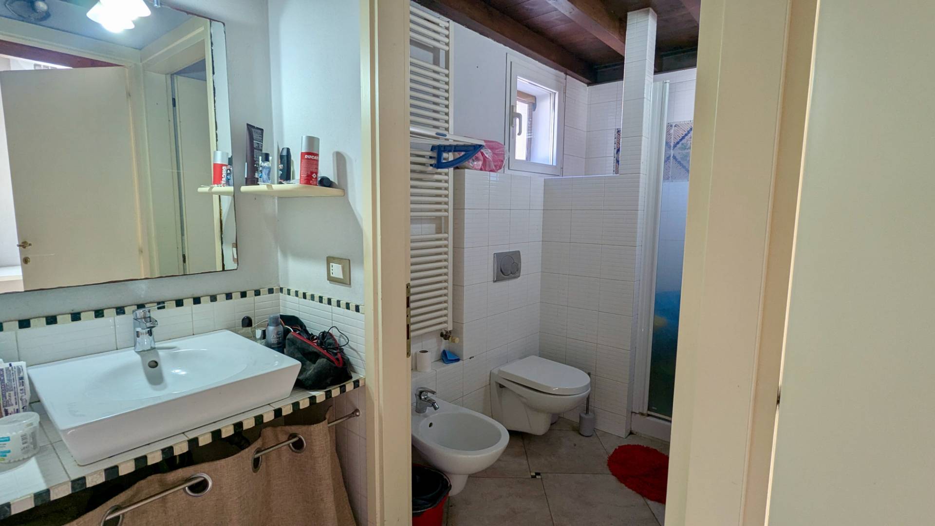 Immagine 13 di Appartamento in vendita  in Via Del Podesta' a Ferrara