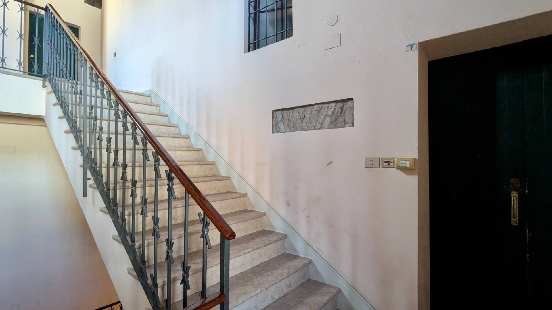 Immagine 18 di Appartamento in vendita  in Via Del Podesta' a Ferrara