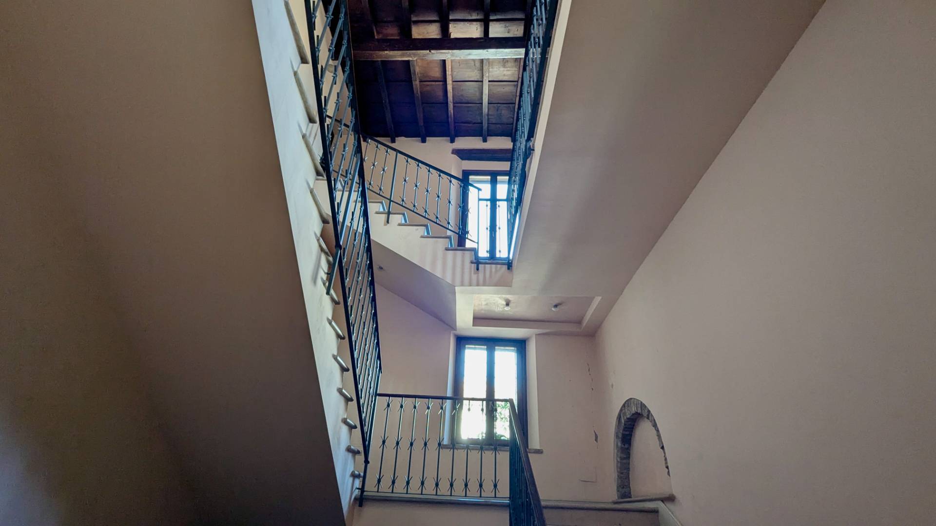 Immagine 19 di Appartamento in vendita  in Via Del Podesta' a Ferrara