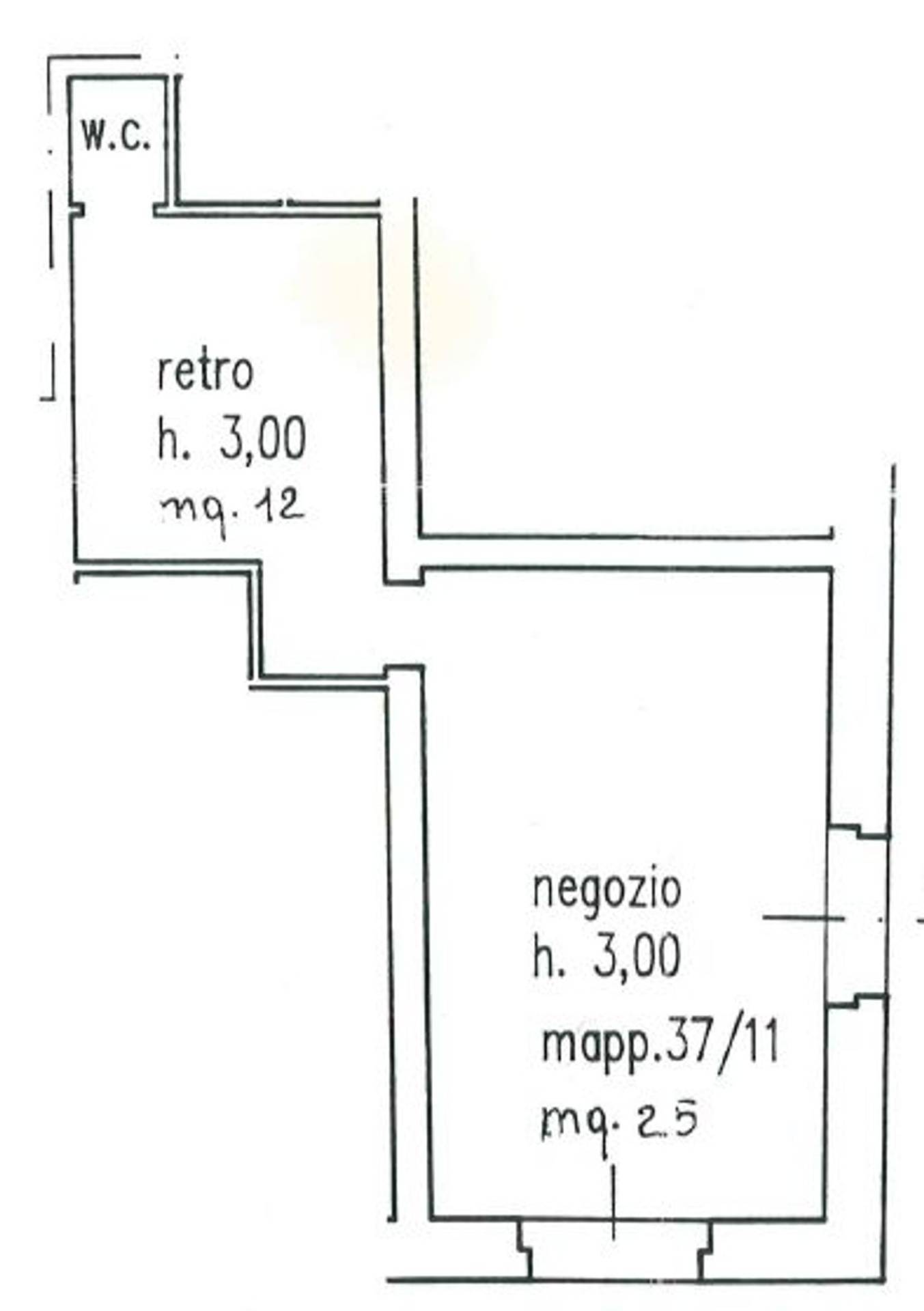 Immagine 25 di Locale commerciale in affitto  in Via Voltapaletto a Ferrara