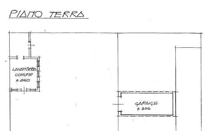 Immagine 38 di Appartamento in vendita  in Via Palestro a Ferrara