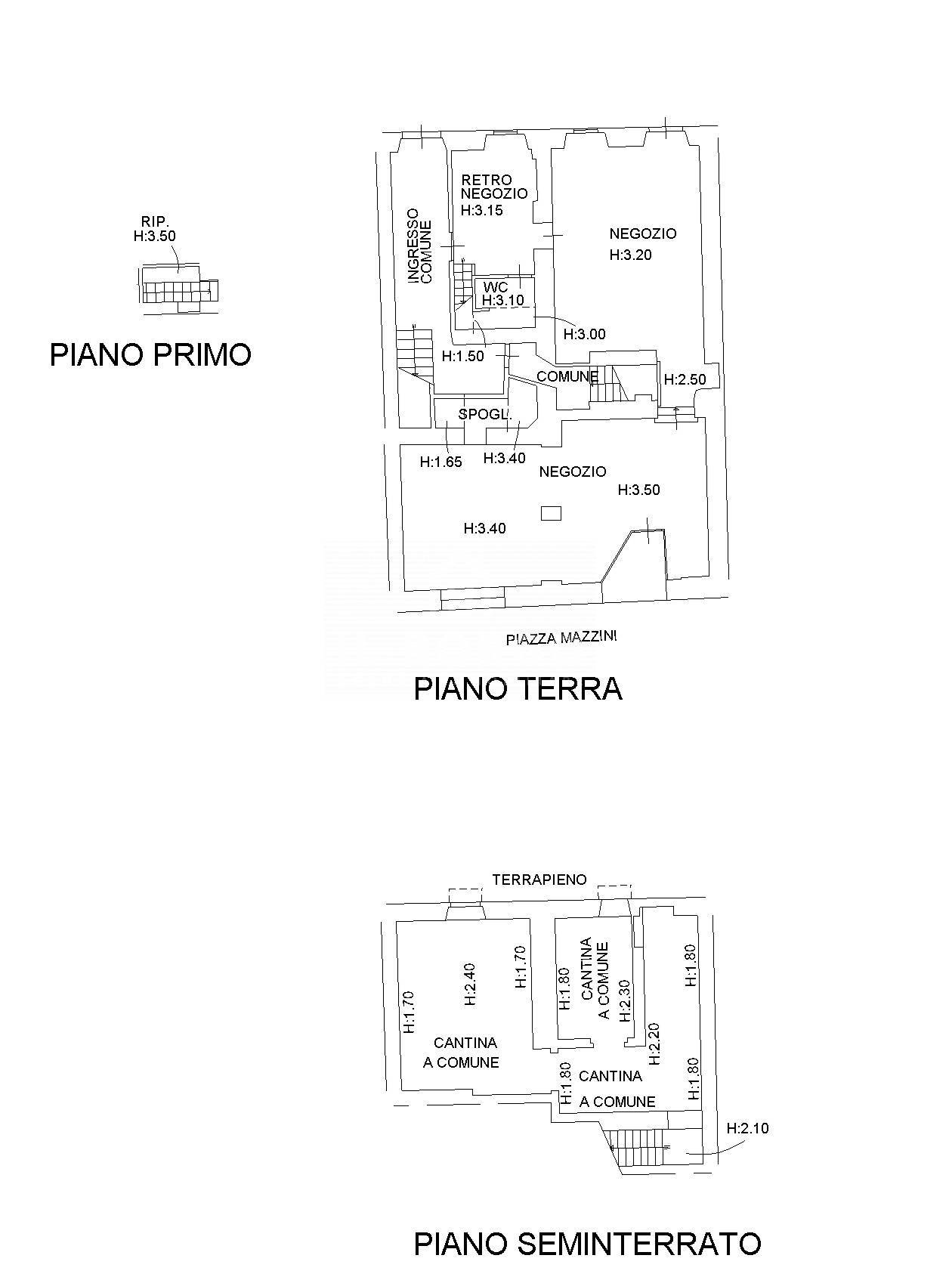 Immagine 8 di Negozio in vendita  in Piazza Mazzini 60 a Pescia