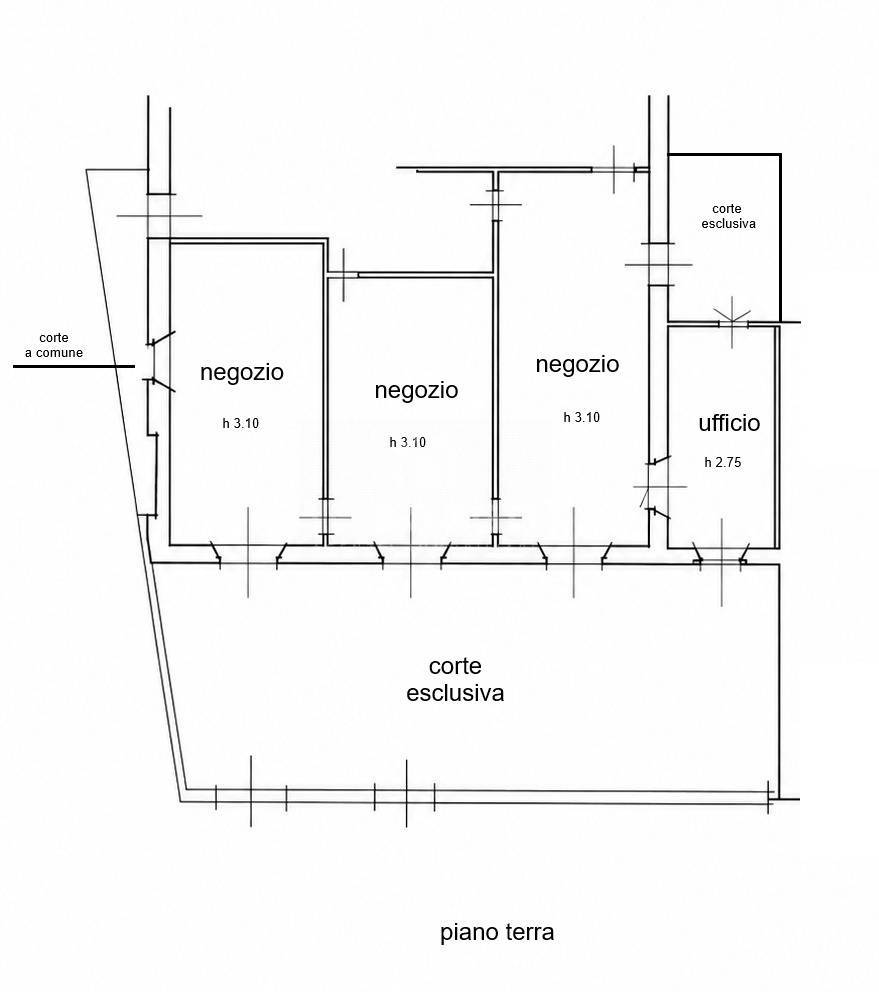Immagine 18 di Negozio in vendita  in Via delle Cartiere 152-154 a Pescia