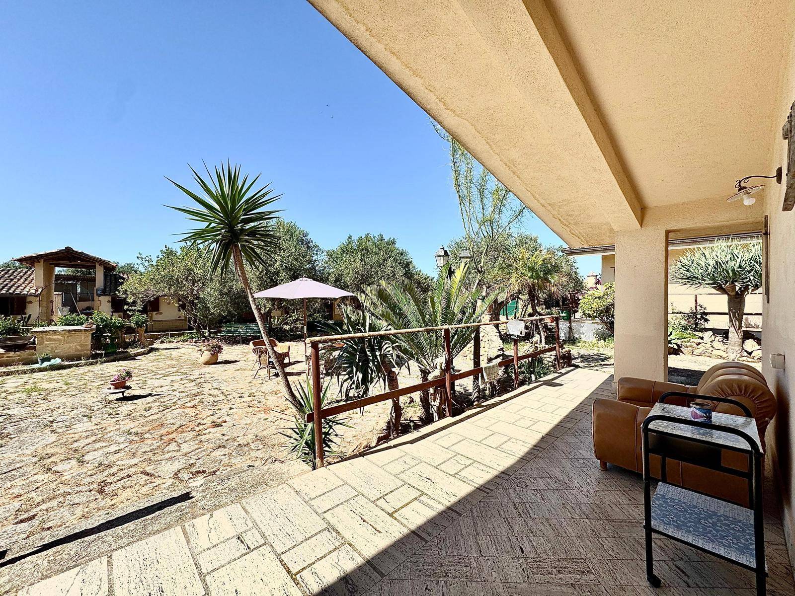 Immagine 5 di Villa in vendita  in Contrada Arnao snc a Partinico