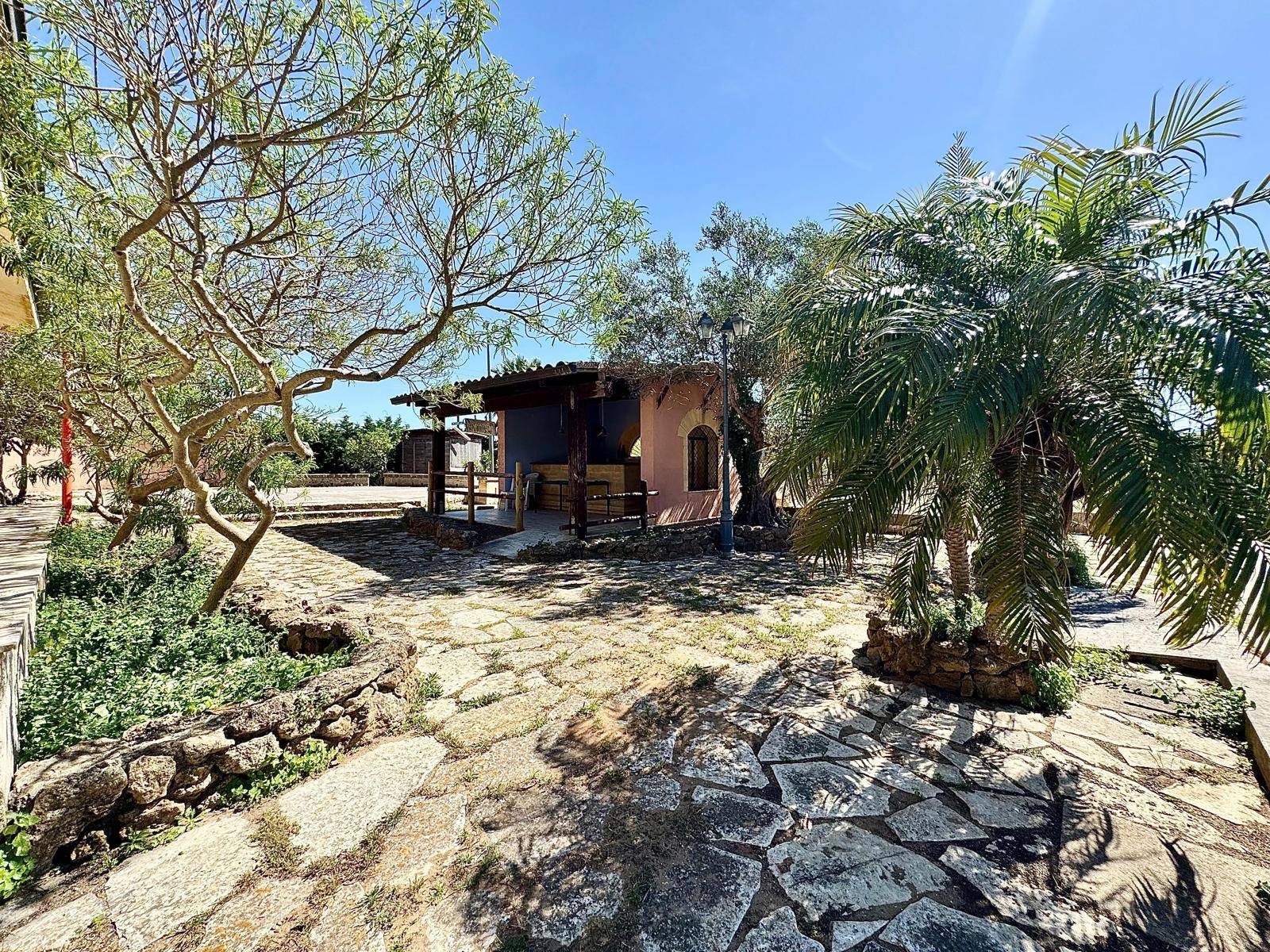 Immagine 39 di Villa in vendita  in Contrada Arnao snc a Partinico