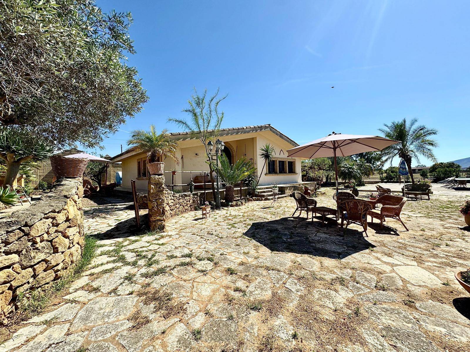 Immagine 45 di Villa in vendita  in Contrada Arnao snc a Partinico