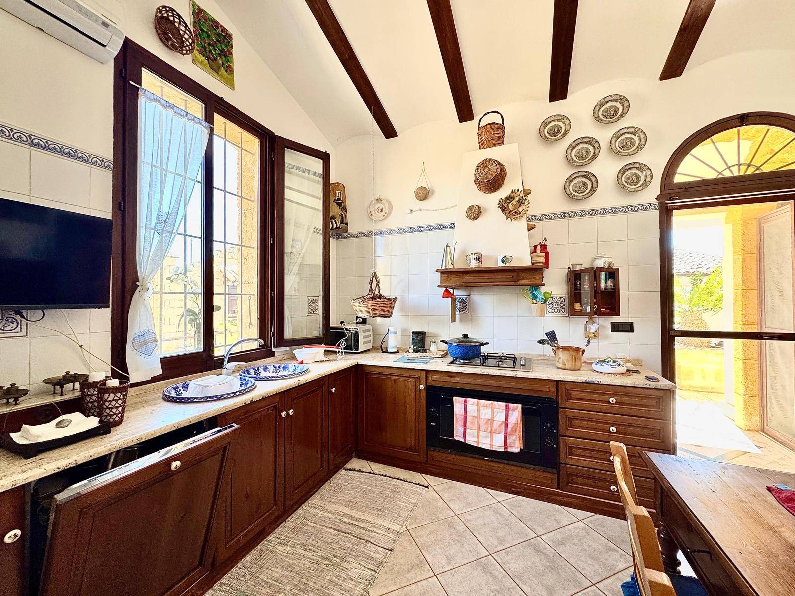 Immagine 49 di Villa in vendita  in Contrada Arnao snc a Partinico