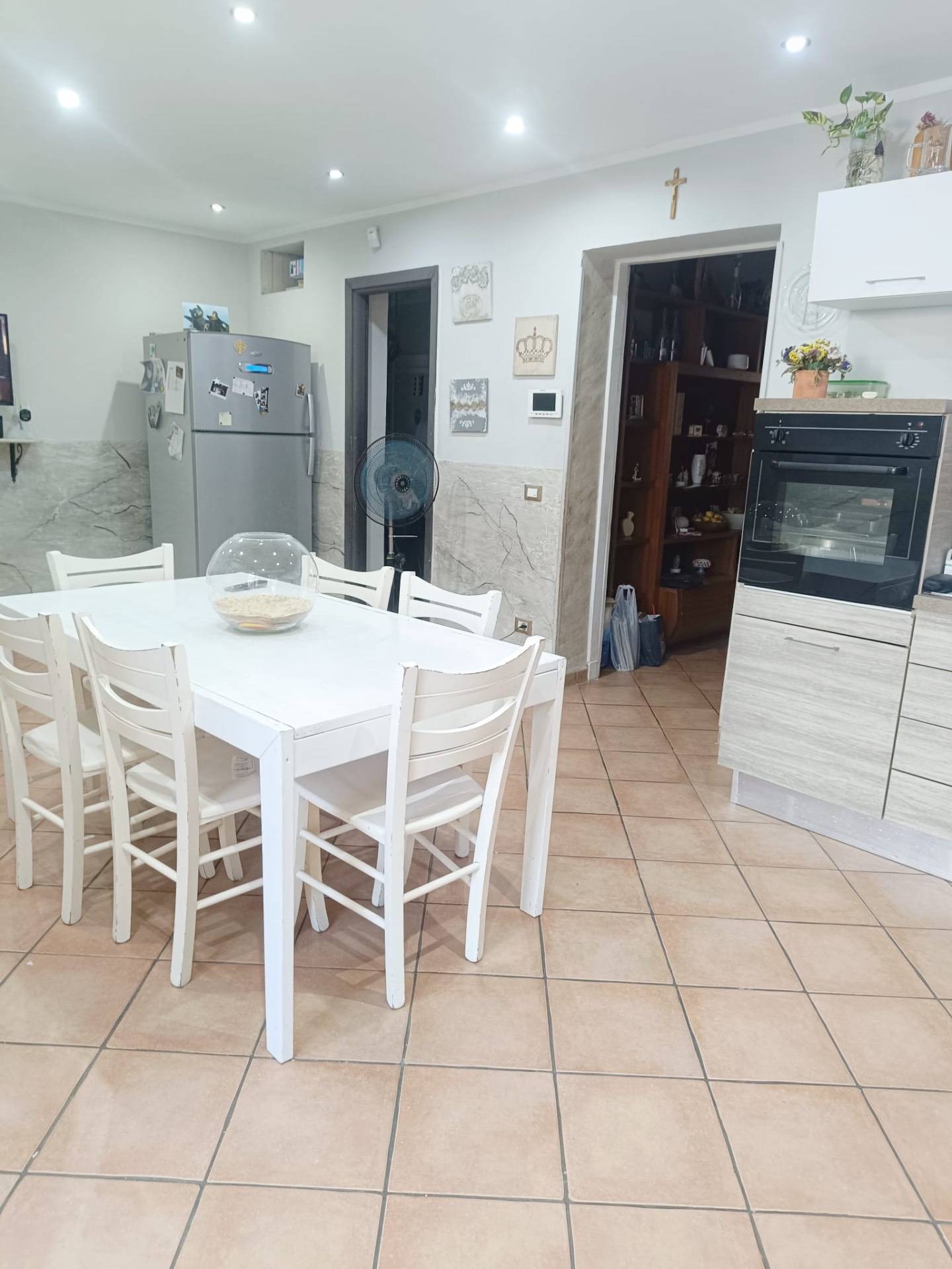 Immagine 12 di Appartamento in vendita  in Via Francesco Lucchesi Palli 41 a Palermo