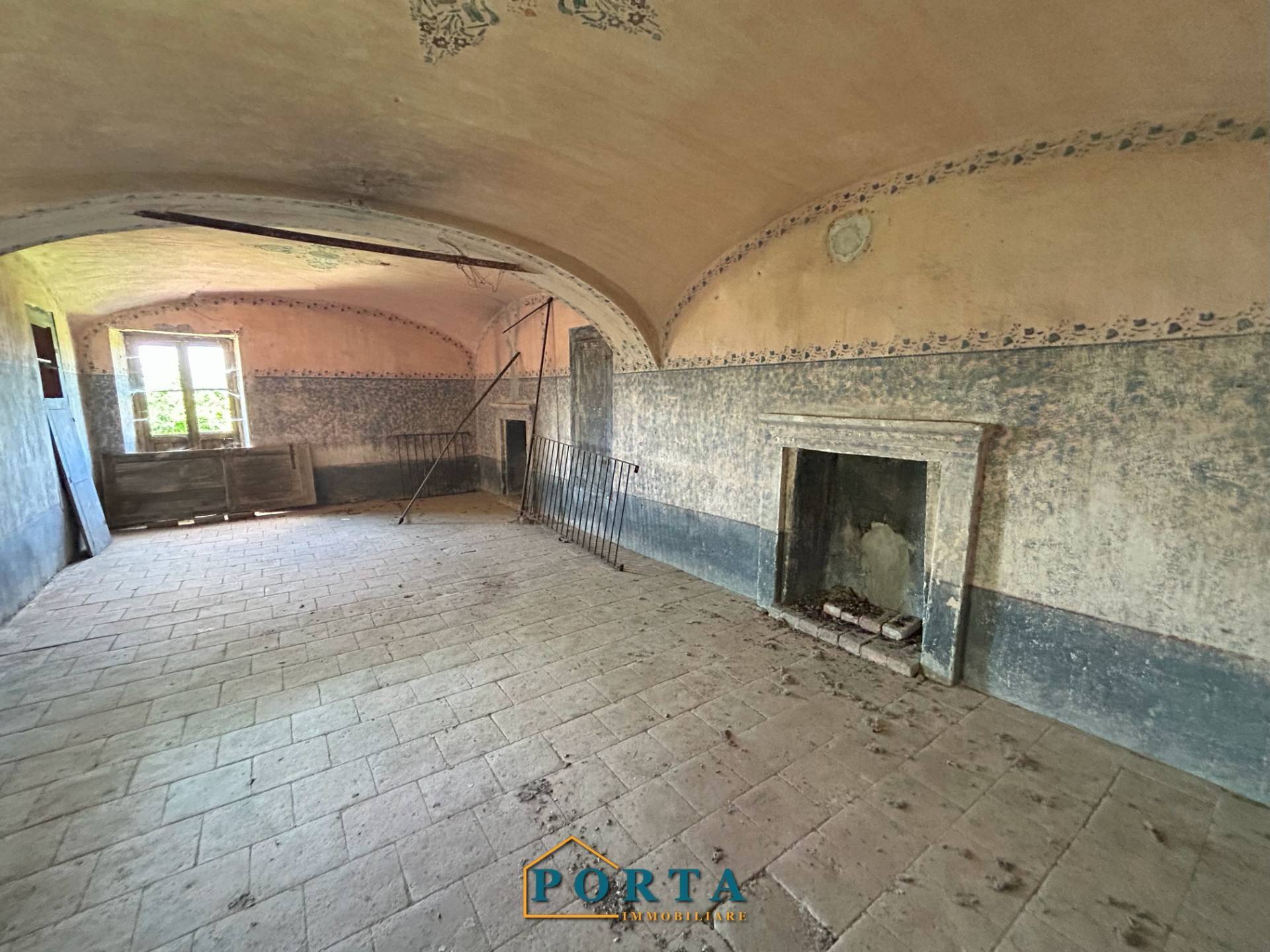 Immagine 9 di Rustico / casale in vendita  in Borgata Ansaldi snc a Barolo