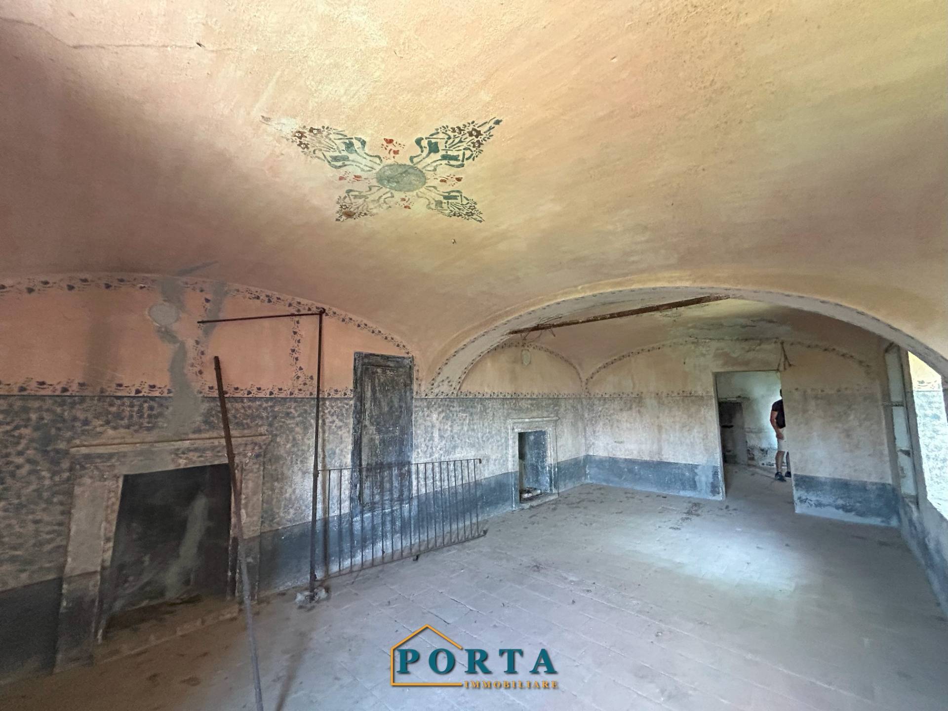 Immagine 8 di Rustico / casale in vendita  in Borgata Ansaldi snc a Barolo