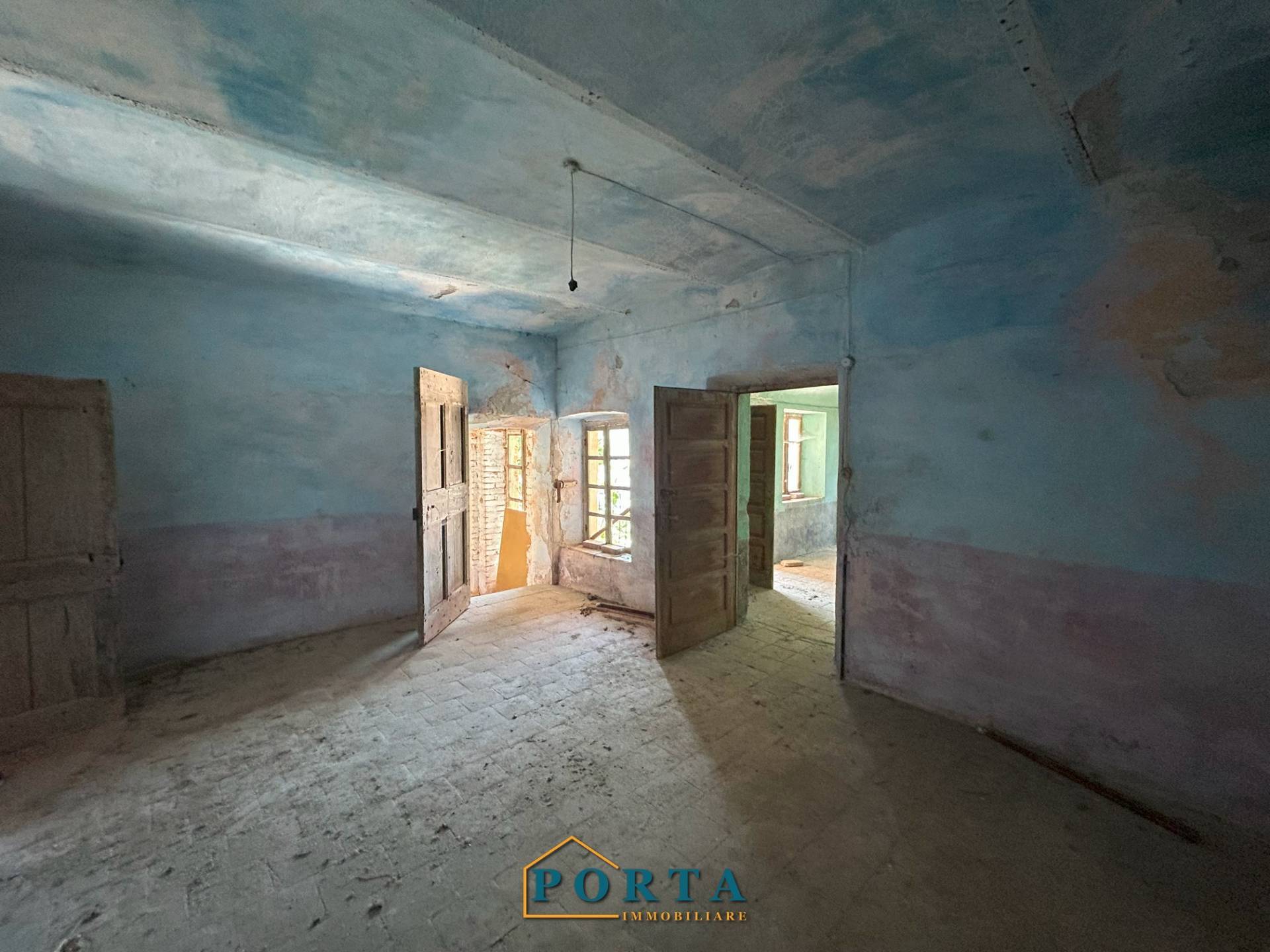 Immagine 10 di Rustico / casale in vendita  in Borgata Ansaldi snc a Barolo