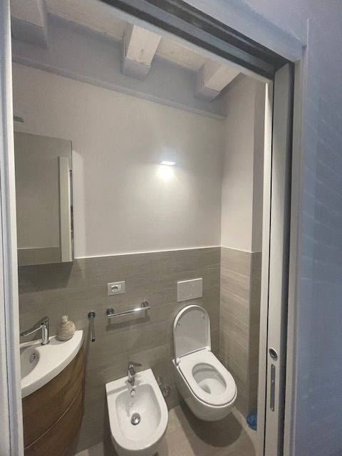 Immagine 13 di Casa indipendente in affitto  a San Benedetto Del Tronto